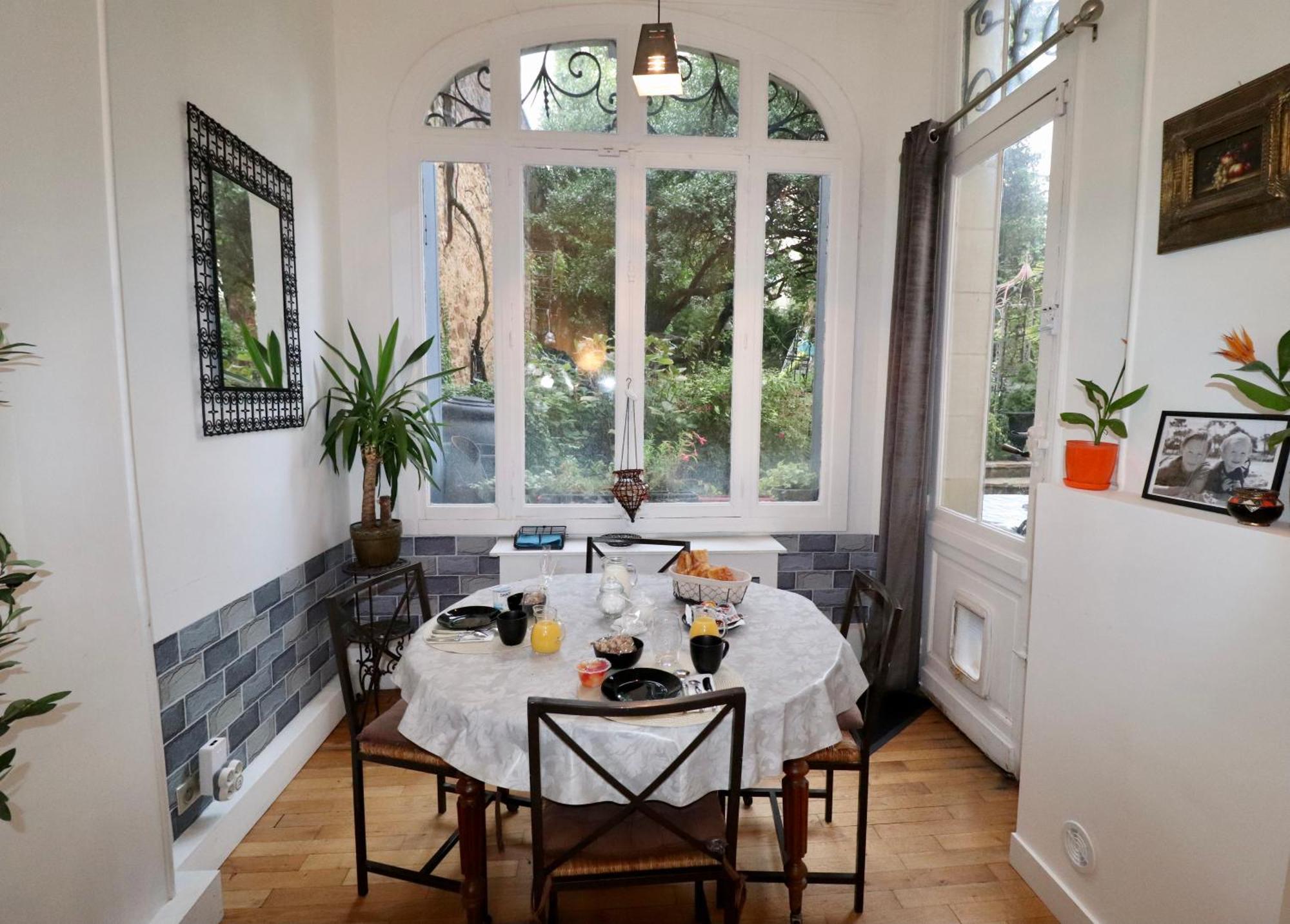 Duplex Au 2Eme Et De Notre Maison -Acces Au Jardin-Smart Tv-Streaming-Wifi Ле-Ман Екстер'єр фото