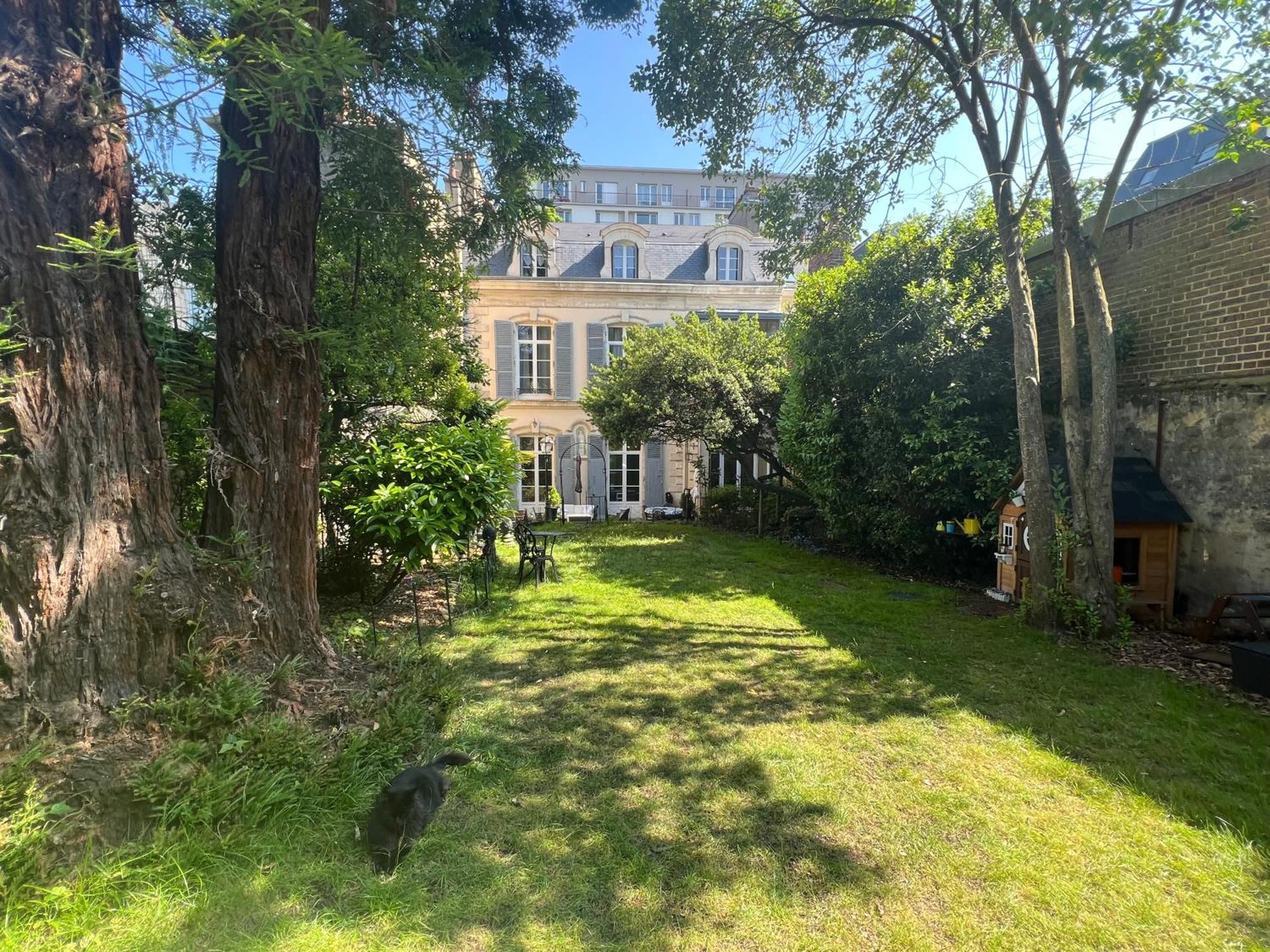 Duplex Au 2Eme Et De Notre Maison -Acces Au Jardin-Smart Tv-Streaming-Wifi Ле-Ман Екстер'єр фото