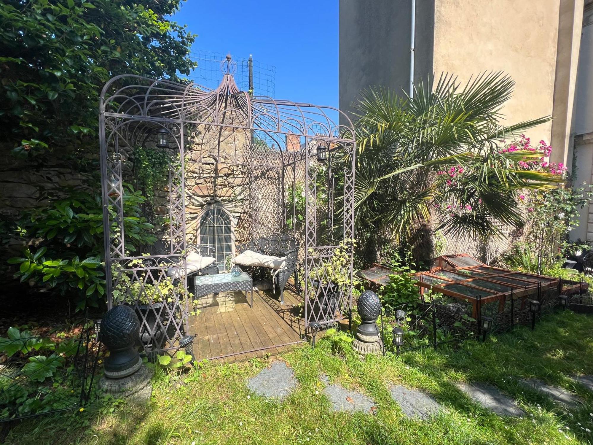 Duplex Au 2Eme Et De Notre Maison -Acces Au Jardin-Smart Tv-Streaming-Wifi Ле-Ман Екстер'єр фото