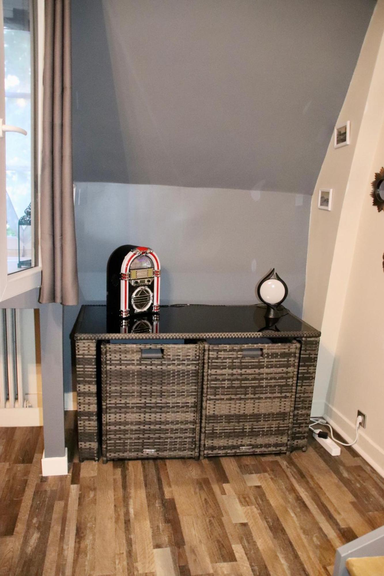 Duplex Au 2Eme Et De Notre Maison -Acces Au Jardin-Smart Tv-Streaming-Wifi Ле-Ман Екстер'єр фото